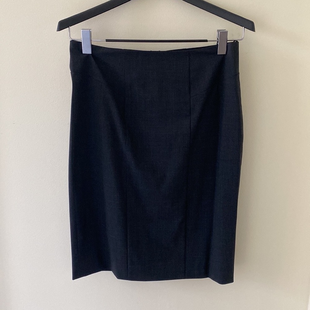 Hugo Boss women’s pencil skirt charcoal size 6